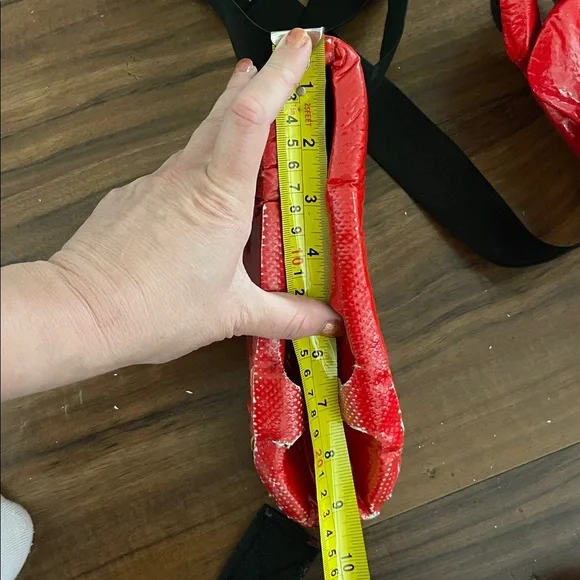 CMS brand Set of red martial arts protective gear:foot pads and shin guards - Picture 6 of 7